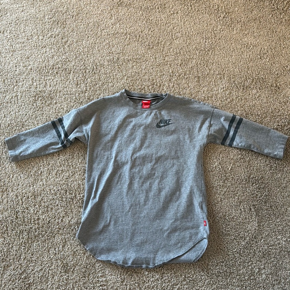 Nike t-shirt